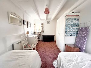 Photo 5- click for photo gallery